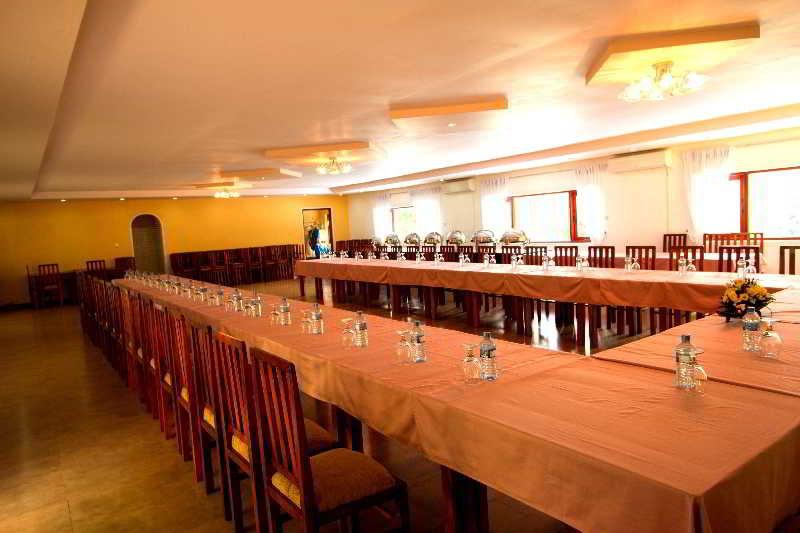 Kothmale Holiday Hotel Канди Екстериор снимка