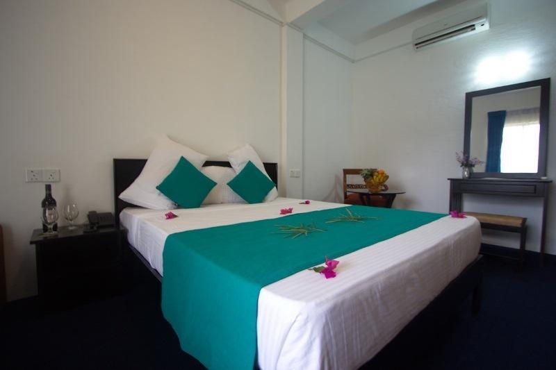 Kothmale Holiday Hotel Канди Екстериор снимка